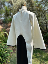 Load image into Gallery viewer, AOKI_ melton cape