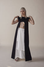 Load image into Gallery viewer, MIO_ denim cape