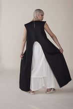Load image into Gallery viewer, MIO_ denim cape