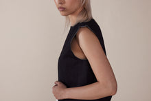 Load image into Gallery viewer, MIO_ denim cape