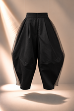 Load image into Gallery viewer, AKARI_ illusion leg pants
